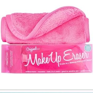 NEW Original Make Up Eraser  in pink:)
